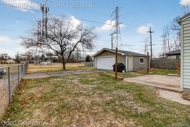 41036 Paign Drive, Sterling Heights, MI 48313