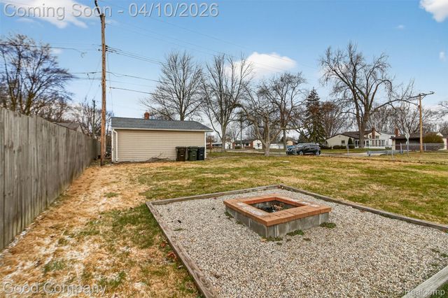 41036 Paign Drive, Sterling Heights, MI 48313