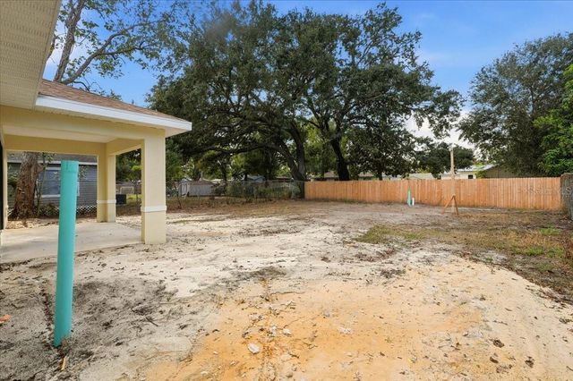 518 BENNETT STREET, Auburndale, FL 33823