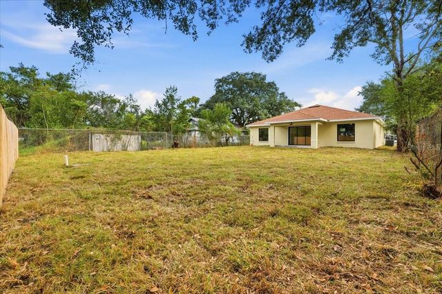 518 BENNETT STREET, Auburndale, FL 33823