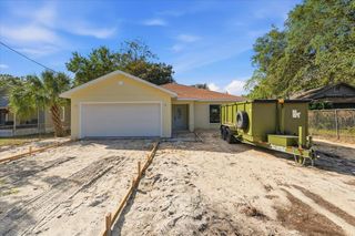 518 BENNETT STREET, Auburndale, FL 33823