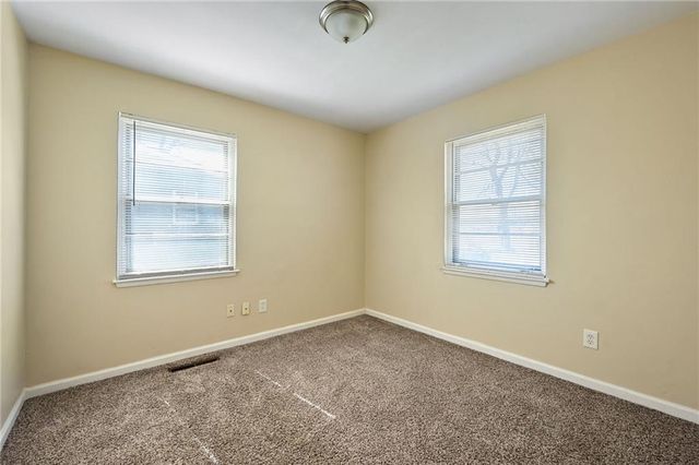 2602 S 48th Street, Kansas City, KS 66106