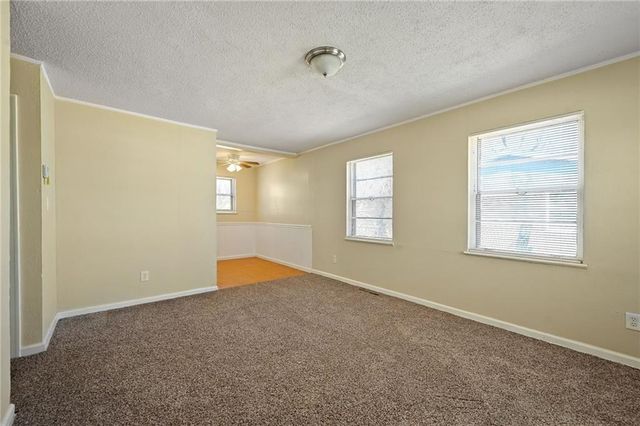 2602 S 48th Street, Kansas City, KS 66106