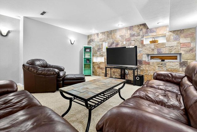 478 HAWTHORNE STREET, Neenah, WI 54956
