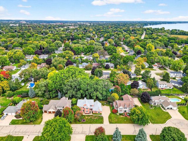 478 HAWTHORNE STREET, Neenah, WI 54956