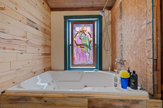 5001 S 710 Street E, Muskogee, OK 74403