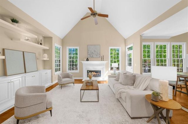 11005 Wilshire Chase Drive, Johns Creek, GA 30097