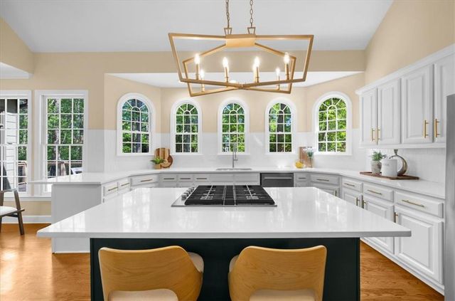 11005 Wilshire Chase Drive, Johns Creek, GA 30097