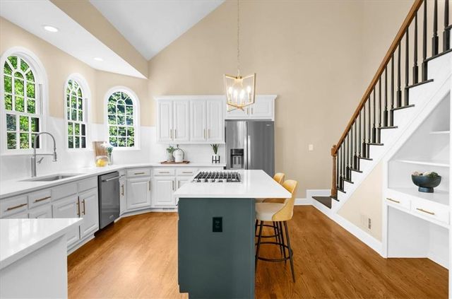 11005 Wilshire Chase Drive, Johns Creek, GA 30097