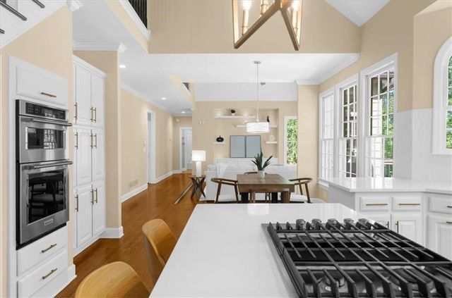 11005 Wilshire Chase Drive, Johns Creek, GA 30097