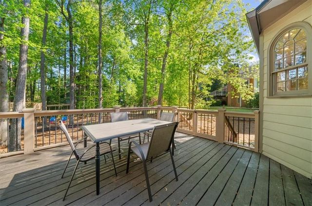 11005 Wilshire Chase Drive, Johns Creek, GA 30097