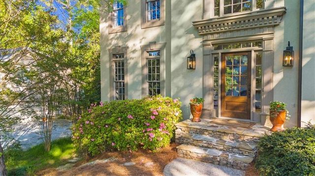 11005 Wilshire Chase Drive, Johns Creek, GA 30097