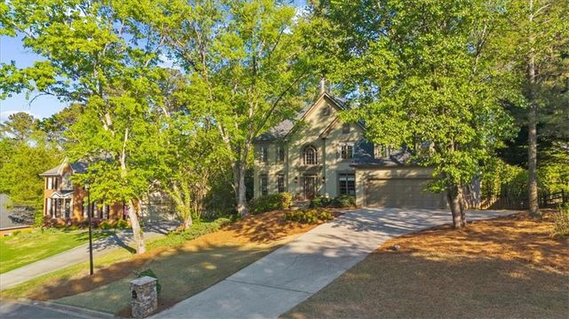 11005 Wilshire Chase Drive, Johns Creek, GA 30097