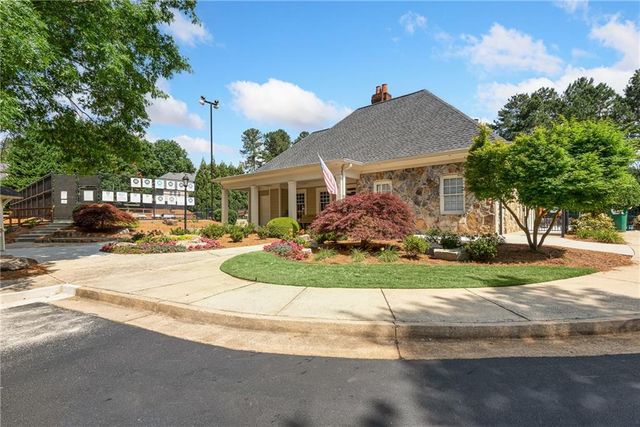 11005 Wilshire Chase Drive, Johns Creek, GA 30097