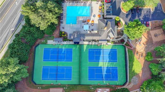 11005 Wilshire Chase Drive, Johns Creek, GA 30097