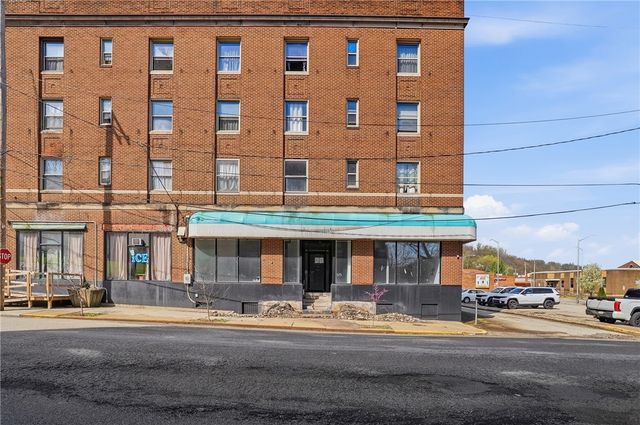 106 Herman Ave, Wilmerding, PA 15148