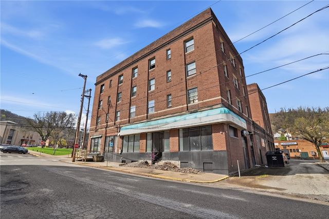 106 Herman Ave, Wilmerding, PA 15148