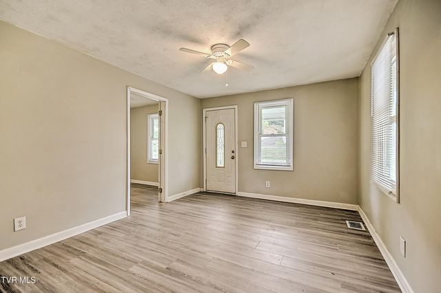 364 Glen Avenue, Kingsport, TN 37665