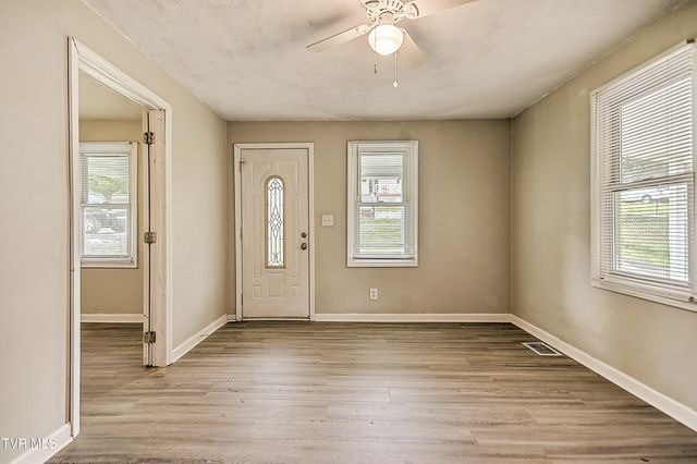 364 Glen Avenue, Kingsport, TN 37665