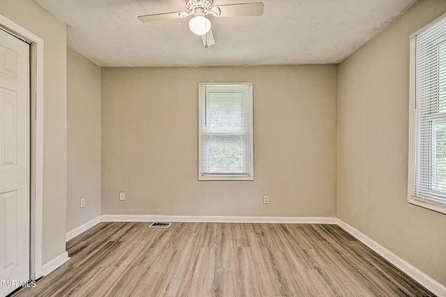 364 Glen Avenue, Kingsport, TN 37665