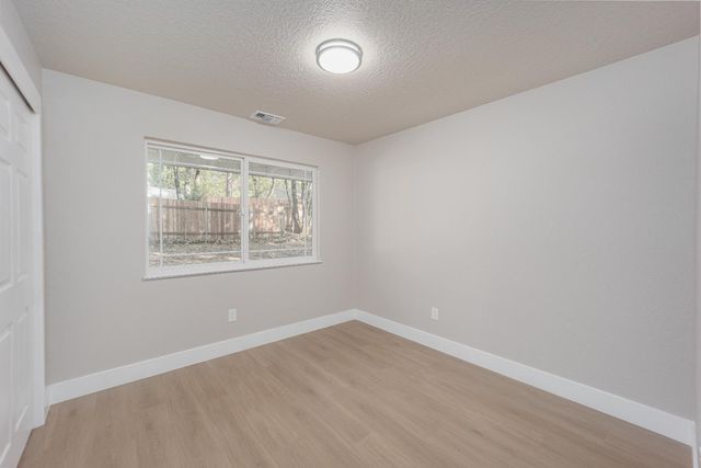 5701 Maywood Dr, Foresthill, CA 95631