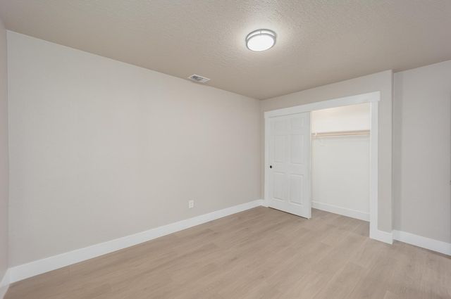 5701 Maywood Dr, Foresthill, CA 95631