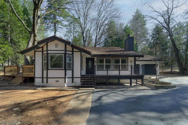 5701 Maywood Dr, Foresthill, CA 95631