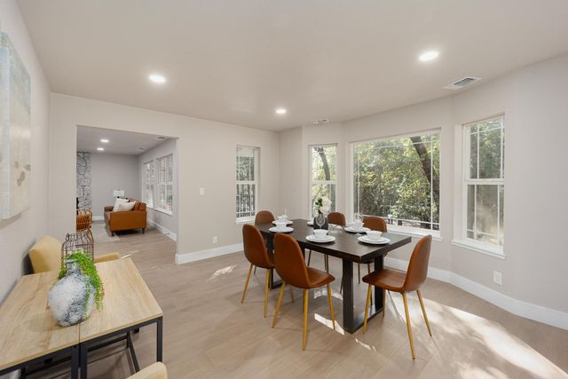 5701 Maywood Dr, Foresthill, CA 95631