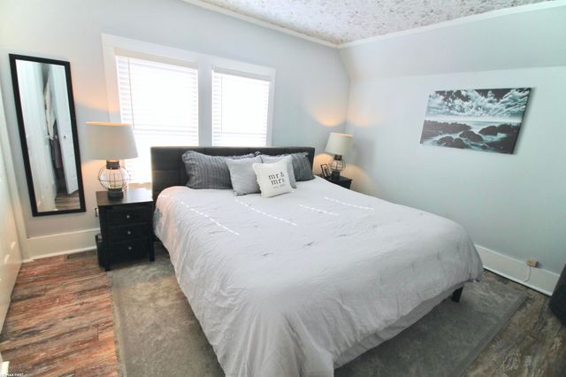 346 N Anderson Street, Lake Orion, MI 48362
