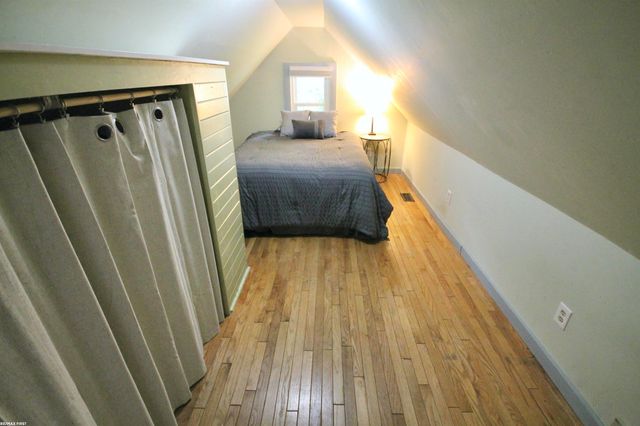 346 N Anderson Street, Lake Orion, MI 48362