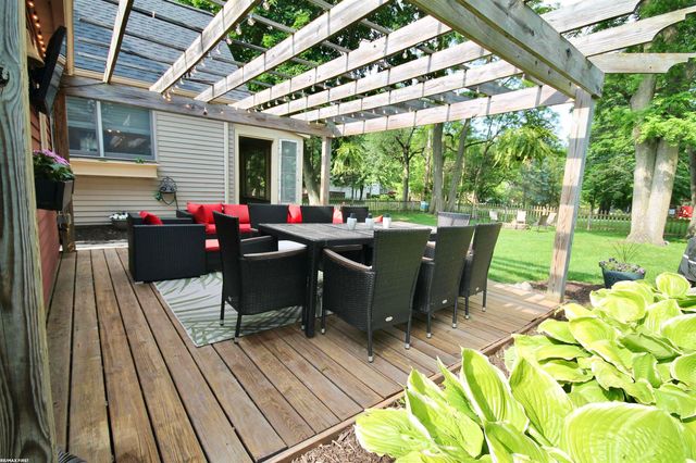 346 N Anderson Street, Lake Orion, MI 48362