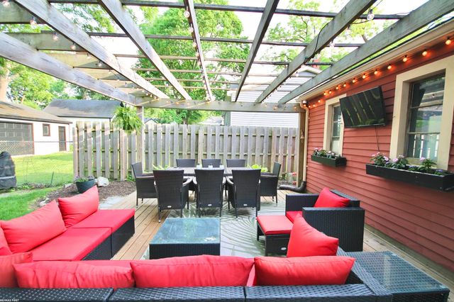 346 N Anderson Street, Lake Orion, MI 48362