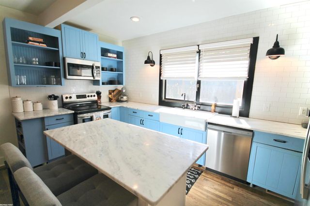 346 N Anderson Street, Lake Orion, MI 48362