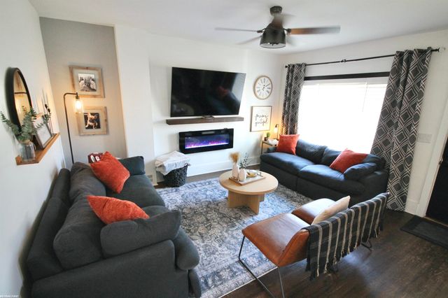 346 N Anderson Street, Lake Orion, MI 48362