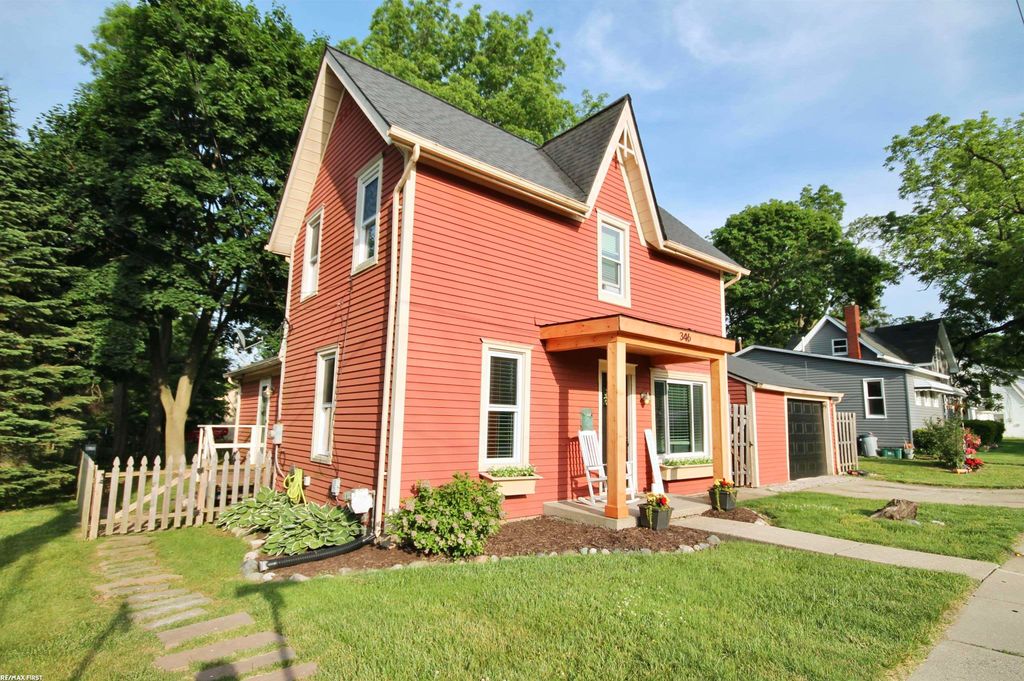 346 N Anderson Street, Lake Orion, MI 48362