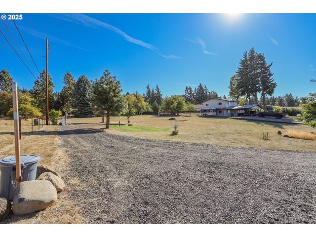 1195 Nw BAKER Dr, White Salmon, WA 98672