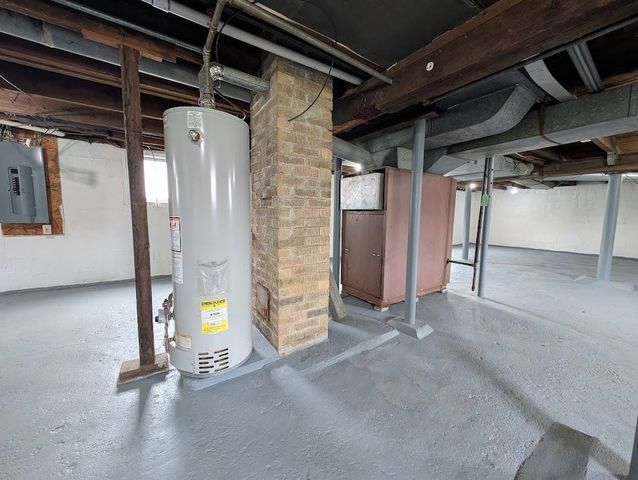 2213 Broadway Street, Bay City, MI 48708