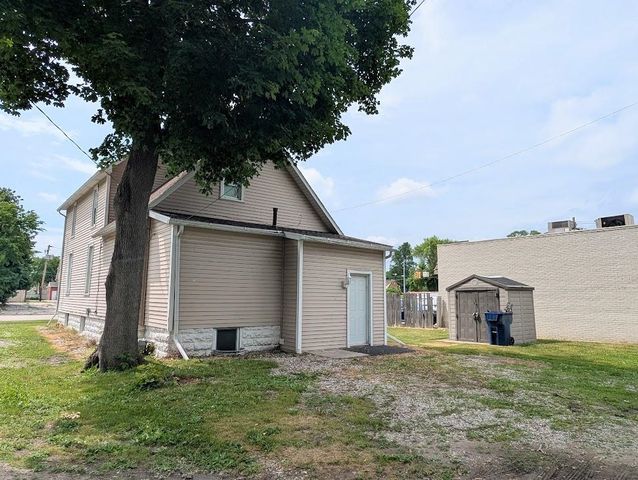 2213 Broadway Street, Bay City, MI 48708