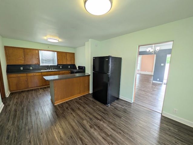 2213 Broadway Street, Bay City, MI 48708