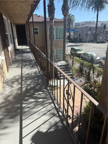 310 Lime Avenue 13, Long Beach, CA 90802