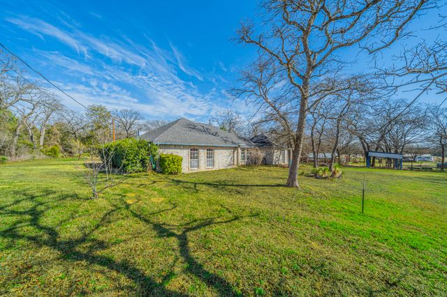 1011 Barry Lane, Cleburne, TX 76031