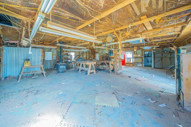 1011 Barry Lane, Cleburne, TX 76031