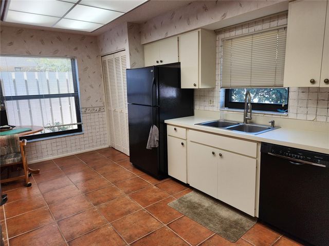 3439 TALLYWOOD LANE 7139, Sarasota, FL 34237
