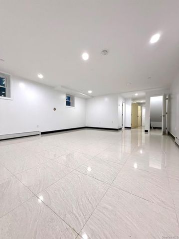 9-24 129th Street, College Point, NY 11356