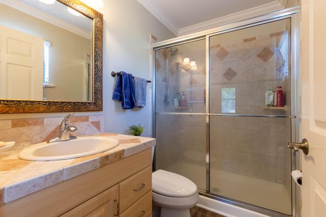 4703 Lucerne Lakes Boulevard E 204, Lake Worth, FL 33467