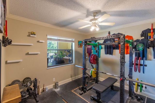 4703 Lucerne Lakes Boulevard E 204, Lake Worth, FL 33467