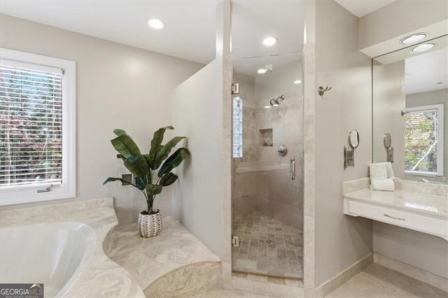 1525 HUNTINGFORD Drive, Marietta, GA 30068