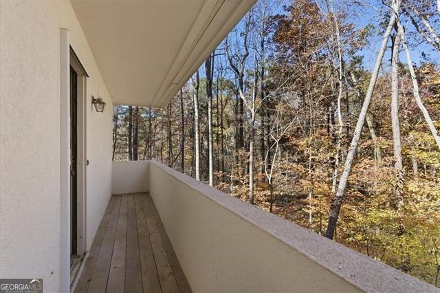 1525 HUNTINGFORD Drive, Marietta, GA 30068