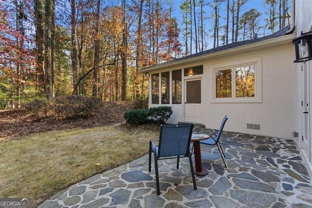 1525 HUNTINGFORD Drive, Marietta, GA 30068