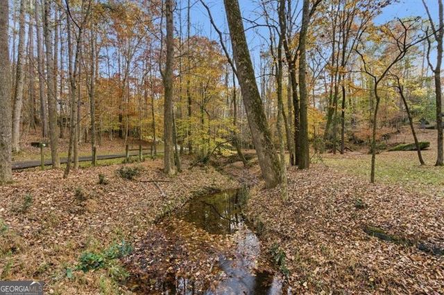 1525 HUNTINGFORD Drive, Marietta, GA 30068